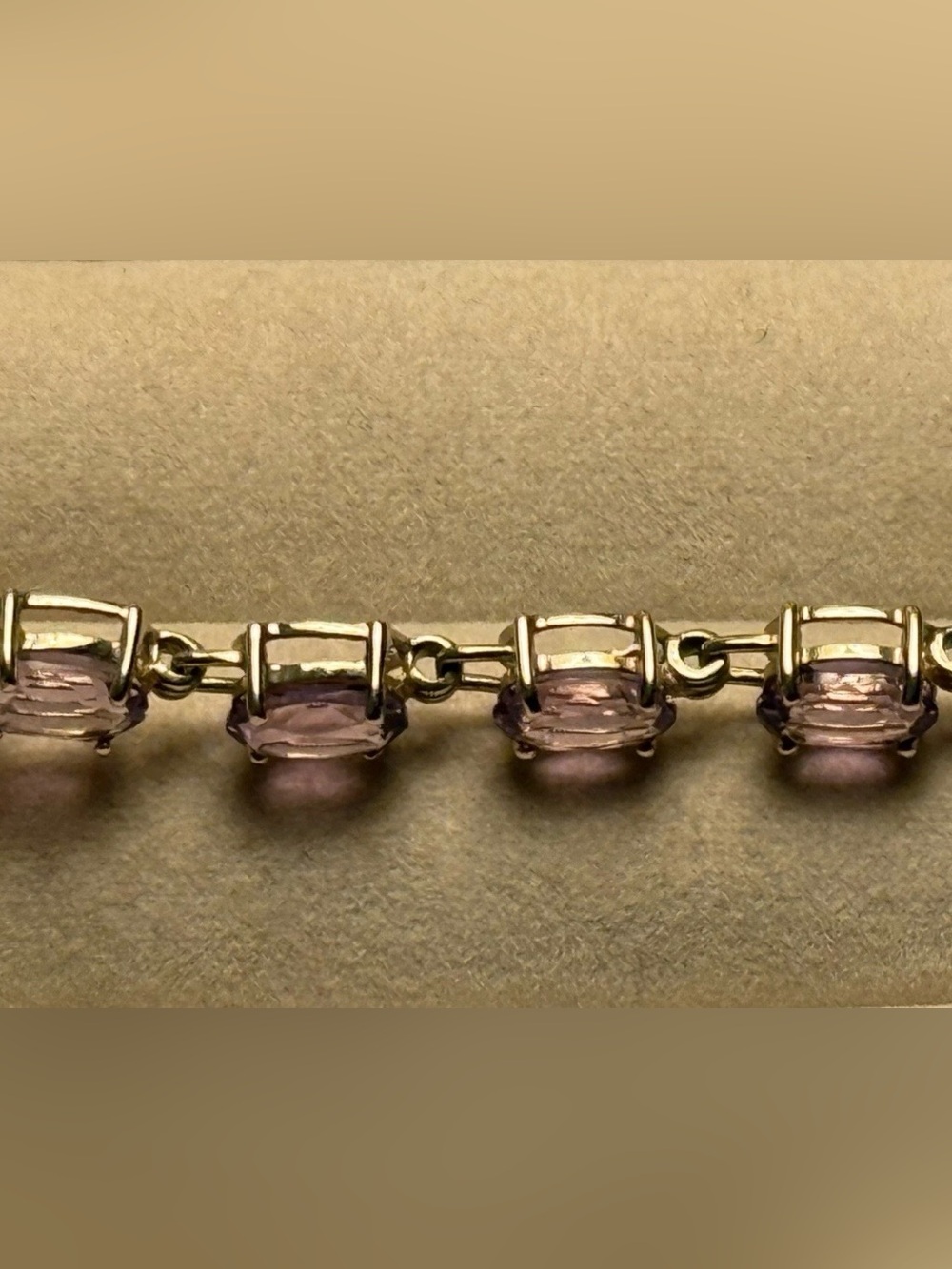 Genuine Amethyst 18 Stone 10kt YG Bracelet 7.5" W/Box Clasp Safety Latch - Picture 11 of 12